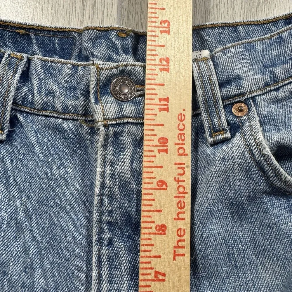 Vtg 90s Levi’s 550 Relaxed Taper Jeans Mens34x30 (fits 32x30) Made in USA Light